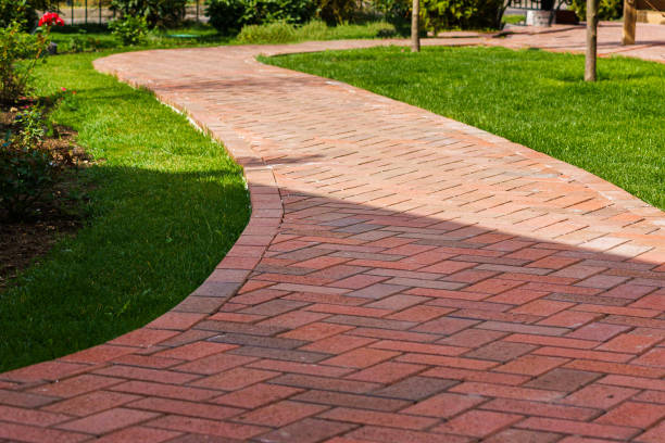 Best Interlocking Driveway Pavers  in Madelia, MN